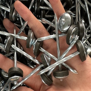 Clous de toiture durables de 1 à 6 pouces <span class=keywords><strong>avec</strong></span> rondelles en <span class=keywords><strong>plastique</strong></span> pour une toiture en métal sécurisée. - Product Image 4