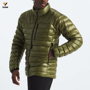 Fourniture directe OEM Vestes isolées pour hommes personnalisées de qualité supérieure Veste bouffante chaude coupe-vent Veste matelassée légère pour la randonnée - Product Image 1