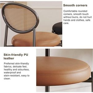 Chaise de Salle à Manger Vintage en Rotin Blanc avec Siège en Cuir PU Cadre en Métal Coussin Rond Dossier de Ferme Design pour Salons - Product Image 4