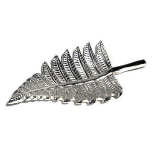 Aluminium <b>Leaf</b> Design Christmas Vintage Brass Finishing for Hotel Restaurant Table Top Decor - Product Image 6