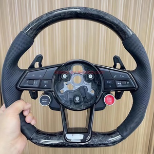 <span class=keywords><strong>Prix</strong></span> de revient usine se vend bien dans le monde entier pour <span class=keywords><strong>Audi</strong></span> R8 R8 <span class=keywords><strong>Rs3</strong></span> A8 S3 A3 A4 A5 A6 A7 S5 S6 <span class=keywords><strong>Rs3</strong></span> Rs4 Rs5 Volant en fibre de carbone - Product Image 3