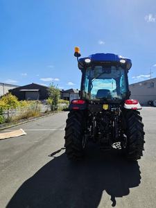 Tractor LOVOL M604 TB-2 2025 con Cabina, 4WD |   Tractor agrícola diésel de 60 CV con cargador frontal de enganche rápido Euro en venta. - Product Image 3
