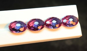 Pierre précieuse Alexandrite cultivée en laboratoire, coupe football, forme ovale pour la fabrication de bijoux Alexandrite lâche, pierre à changement de couleur - Product Image 6