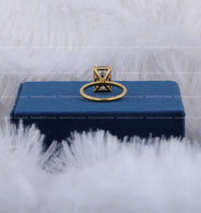 Anillo solitario de diamante cultivado en laboratorio de corte esmeralda hecho a mano, Plata de Ley 925, diseño de Halo oculto personalizado, ropa de fiesta de boda para mujer - Product Image 6