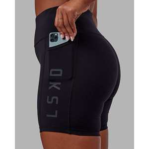 <b>Women's</b> Ultra High-Rise 6-Inch <b>Shorts</b> with Pockets - Product Image 3