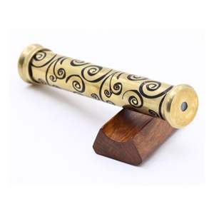 Caleidoscopio de Latón Hecho a Mano, Instrumento Óptico Decorativo, Regalo Coleccionable - Product Image 2