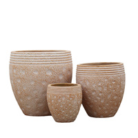 Vases en fibrociment écologiques et abordables pour la maison et le jardin - Fabrication artisanale durable et légère avec trous de drainage