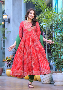 Conjunto de Kurta Anarkali de Algodón con Bordado Hecho a Mano y Estampado Badhani, con Pantalón y Dupatta, Largo hasta la Rodilla, Estilo Casual - Product Image 5