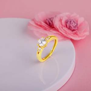 Diamant luxueux personnalisé cultivé en laboratoire pour une bague certifiée taille brillant or massif 10K or jaune sertissage de pavé de mariage - Product Image 3