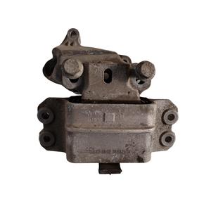 SUPPORTO MOTORE VOLKSWAGEN Touran 2a Serie (07>10) 06F199207Q Benzina - Product Image 1