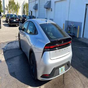 Toyota Prius Prime 2024 en Perfecto Estado - Product Image 3