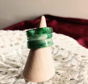 Anneaux en résine acrylique, forme ronde, faits à la main, anneaux d'amour, bijoux de fête pour femmes, vente en gros au meilleur prix - Product Image 6