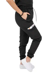 महिलाओं का सर्जिकल जॉगर ब्लैक स्क्रब सेट, शॉर्ट आस्तीन माई गर्दन टॉप और जॉगर पैंट (कस्टम)