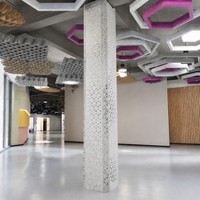Panneau acoustique hexagonal pour plafond, panneau acoustique en PET, feutre insonorisant en fibre de polyester, feutre acoustique Kusdesign