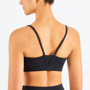 Soutien-gorge de sport pour femme, design personnalisé 2026, meilleur prix, fitness, sport, soutien-gorge de sport pour femme, fabrication au Pakistan - Product Image 2