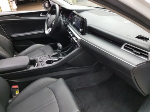 ซีดานประหยัดน้ำมัน LA008681 K5 Kia 2020 Kia พร้อมเครื่องยนต์ปล่อยมลพิษต่ำที่นั่งสบายสำหรับการขับขี่ในเมืองและทางหลวง - Product Image 3