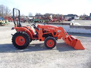 รถแทรกเตอร์ L3902HST 2023 Kubota ใช้แล้วใหม่ - Product Image 5