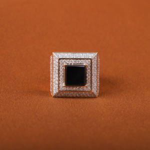 Anillo de diamantes de moissanita de oro sólido de 18kt personalizable, nueva moda, estilo Hip Hop, anillos de moda de Hip Hop de corte princesa para hombres - Product Image 1