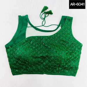 Vêtements ethniques indiens Party wear Net Designer blouse dos crochets ouverts avec un travail fabuleux donne un look chaud Ready Made Blouse pour Saree - Product Image 6