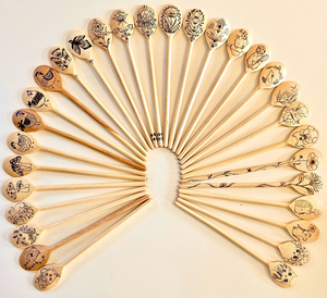 Juego de Cubiertos Tradicionales de Madera Natural Sostenible, Utensilios Reutilizables para Cocinas Modernas - Product Image 1