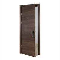 Porte battante intérieure en MDF à rainures géométriques modernes, surface en bois pour chambre à coucher, idéale pour projets hôteliers, villas et appartements
