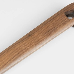 Zapatero Largo de Madera con Mango Ergonómico, Acabado Pulido, Diseño Duradero, Ideal para Uso Diario en el Hogar, la Oficina y Público - Product Image 2