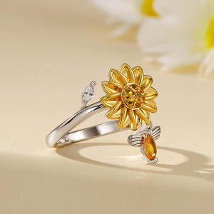 Anillo Giratorio de Plata de Ley con Diseño de Abeja y Girasol, Jeulia Rhythm of Life, con Circonita - Product Image 6