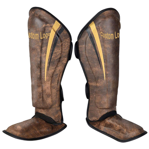 Protège-tibia MMA personnalisé fabriqué au Pakistan Protège-cou en gel professionnel Protège-tibia de boxe pour jambe pied Protection améliorée - Product Image 3