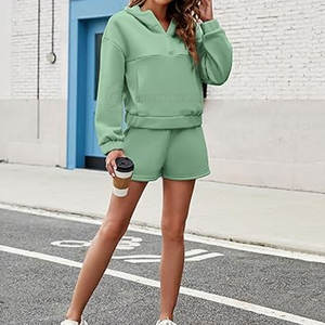 ชุดกางเกงขาสั้นมีฮู้ดสำหรับเข้ายิมของผู้หญิงชุดเสื้อมีฮู้ดแบบลำลองคุณภาพระดับพรีเมียมออกแบบโลโก้ได้ตามต้องการ - Product Image 5