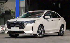 Berline 1.6L CVT, version standard, conduite à gauche, feux LED, état propre - Product Image 2