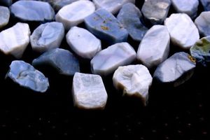 คริสตัลโอปอลสีฟ้าธรรมชาติคุณภาพสูง5ชิ้นขนาด18-20มม. อัญมณีดิบแบบไม่ผ่านการบำบัดขนาดใหญ่สำหรับการทำเครื่องประดับ - Product Image 5