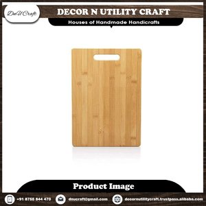 Planche à découper en bois rectangulaire avec poignée, design en bois naturel - Product Image 4