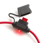 Fusible de Acción Rápida PTT de Alta Capacidad de Ruptura 20A 32V CC con Terminal de Latón y Tapa Indicadora LED para Aplicaciones Automotrices