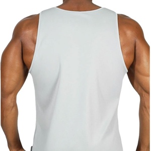 Camiseta sin mangas para hombre OEM, elástica, de poliéster y spandex, precio al por mayor, muy vendida, cuello redondo, logotipo personalizado, jersey liso, corte ajustado - Product Image 3