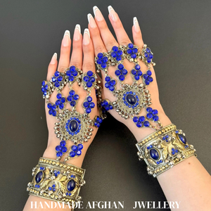 Collier afghan kuchi traditionnel ultra long avec des pierres rondes turquoise bleu indigo foncé, collier en métal argenté fait à la main - Product Image 1