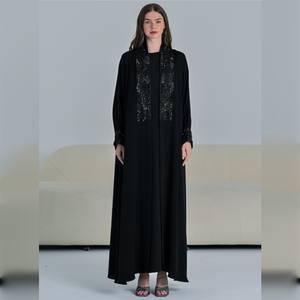 Ensemble de robe intérieure Abaya à manches longues en soie anti-rides, élégante et luxueuse, sur mesure, ornée d'un style traditionnel musulman sophistiqué - Product Image 1