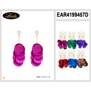 Orecchini di Perle Linda Fashion Statement, 5x2 Cm, Placcati in Oro con Perle Finte, Gioielli da Festa per Donne - Product Image 2