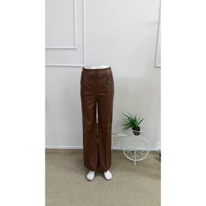Pantalones de cuero de cintura alta para mujer con bolsillos y dobladillo ligeramente ancho, 37372 - Café - Product Image 5