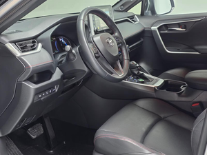 Toyota RAV 4 2021 USADO, 4 cilindros, 2.5L, Potencia-136kW (185hp), 4x4, Combustible-Híbrido, Euro6d, Tracción en las Cuatro Ruedas, Transmisión Automática, Volante a la Izquierda - Product Image 2