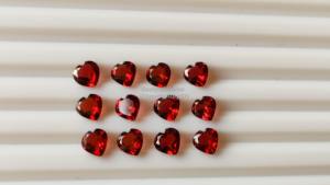 เบาะเหลี่ยมเพชรพลอยคุณภาพสูงแบบตัดรูปหัวใจโกเมนสีแดงธรรมชาติ - Product Image 5