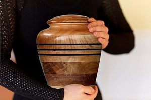 โกศใส่ศพทำด้วยมือสำหรับผู้ใหญ่ขนาดใหญ่ทำจากแก้วโมเสคอลูมิเนียมเคลือบสำหรับผู้ใหญ่ - Product Image 4