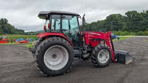 รถแทรกเตอร์มือสอง Massey Ferguson 4610 ขับเคลื่อน 4 ล้อ 180 แรงม้า พร้อมคุณสมบัติเครื่องยนต์ขั้นสูง ประสิทธิภาพเยี่ยม สำหรับงานเกษตรหนัก - Product Image 6