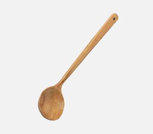 ชุดอุปกรณ์ครัวไม้ธรรมชาติทำมือ 5 ชิ้น ประกอบด้วย ทัพพีแบบมีร่อง ตะหลิว ทัพพีตักอาหาร และทัพพีเสิร์ฟ พร้อมด้ามจับ 12 นิ้ว - Product Image 1