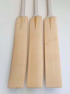 ไม้คริกเก็ตวิลโลว์ทำมือภาษาอังกฤษมีฝาปิดโลโก้ที่กำหนดเองน้ำหนักเบาดีไซน์แบบมืออาชีพสำหรับพลังและการควบคุม - Product Image 2