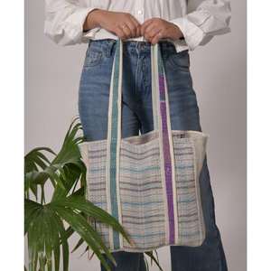 Bolso de mano Kantha Multicolor, bolso indio de algodón hecho a mano, bolso de hombro Vintage bohemio para mujer, mercado ecológico o bolso de viaje - Product Image 4