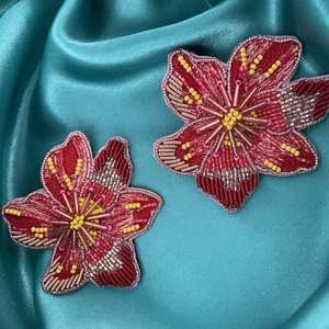 Boucles d'oreilles colibri en perles, boucles d'oreilles multi-perles personnalisées, bijoux de fête pour femmes au meilleur prix, boucles d'oreilles en perles - Product Image 4