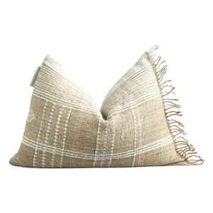 Profesional hecho a mano 100% funda de cojín de lana de lujo ligera Kilim cuadrado indio hecho a mano para uso en la sala de estar del hogar - Product Image 1