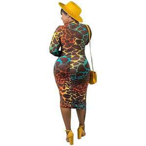 Vestido Estampado con Cierre Frontal - Product Image 3