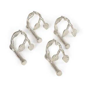 Vintage inspired decorative metal napkin <b>ring</b> with antique silver look for wedding tables <b>family</b> reunions or special dinners - Product Image 5