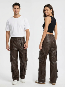 Pantalon cargo en cuir PU avec logo brodé personnalisé, jambes larges, poches utilitaires, streetwear, mode décontractée, coupe droite, pantalon en cuir - Product Image 6